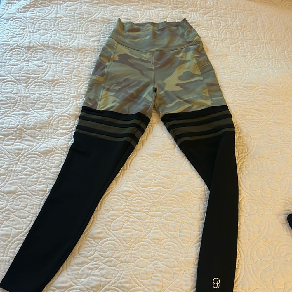 Bombshell thigh high camo leggings size small